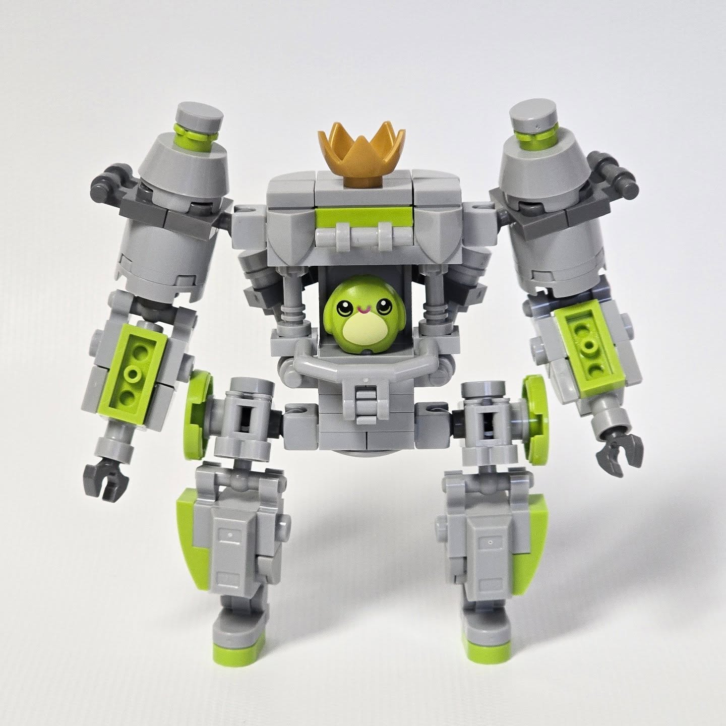 Lego mech for a frog